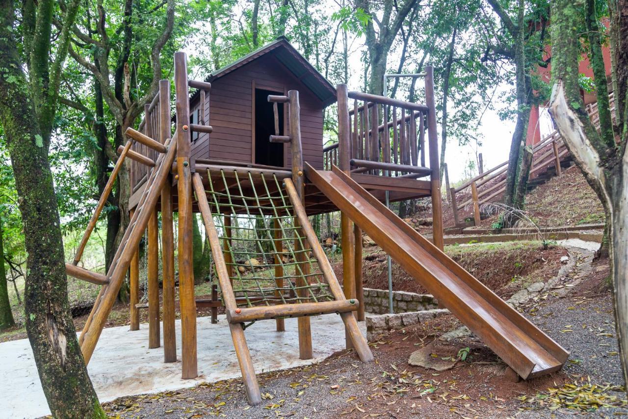 Hotel Chales Capitanias Águas de Lindóia Bagian luar foto