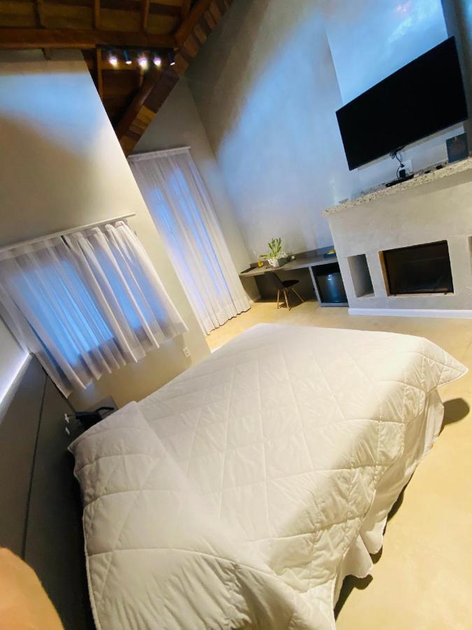 Hotel Chales Capitanias Águas de Lindóia Bagian luar foto