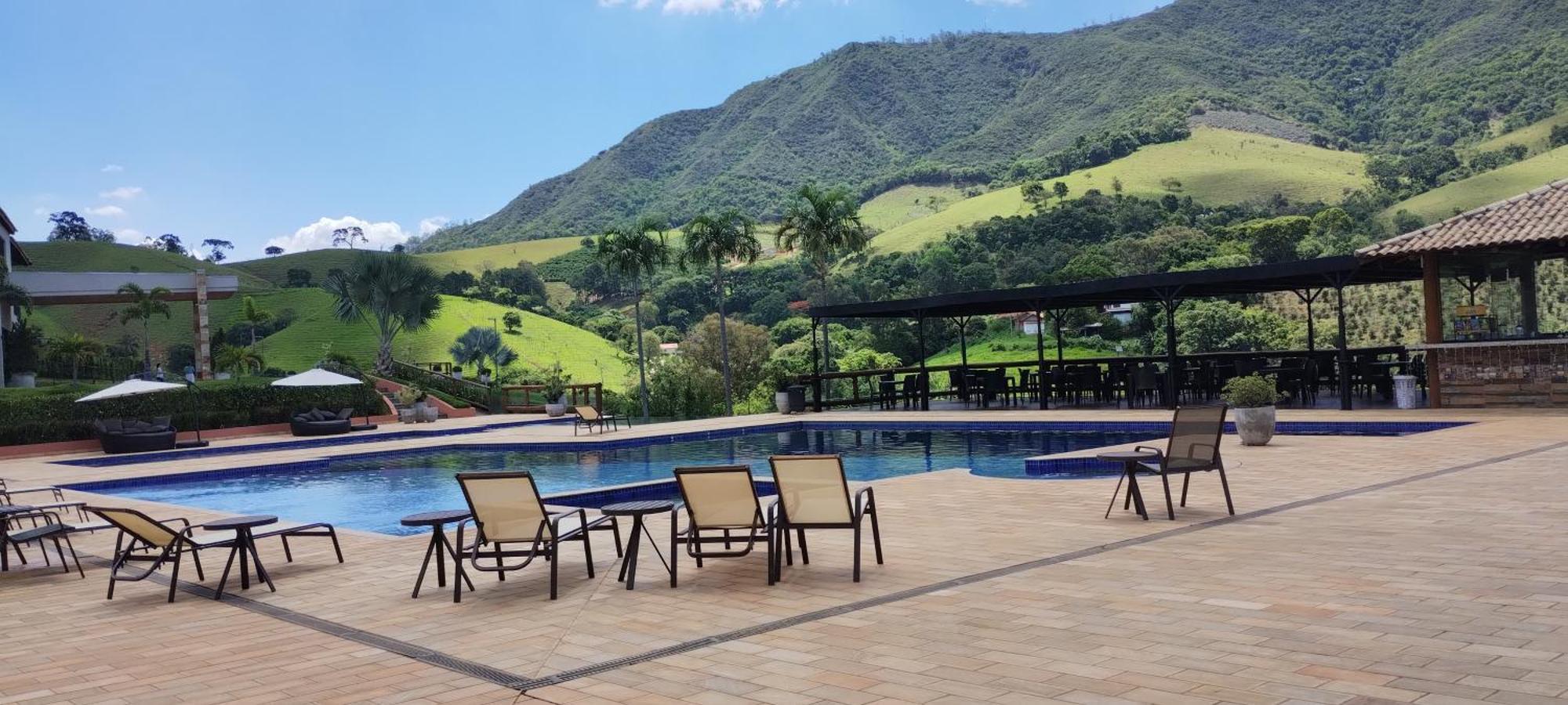 Hotel Chales Capitanias Águas de Lindóia Bagian luar foto